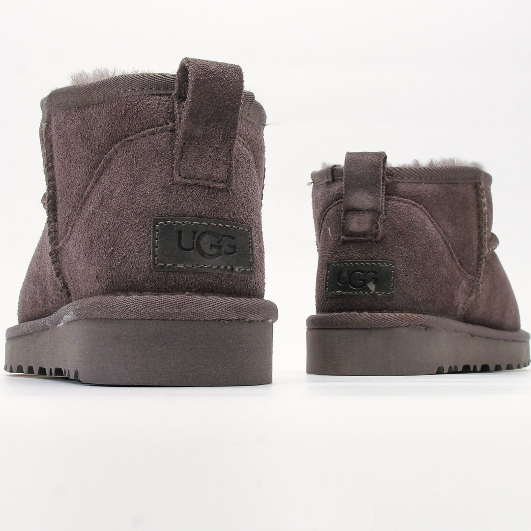 UGG Classic Ultra Mini Boot - Grey