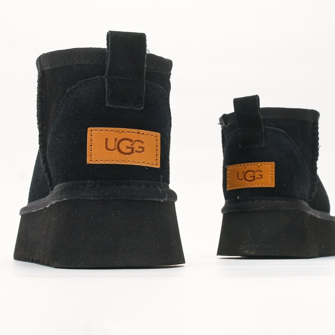 UGG Classic Ultra Mini Boot - Black